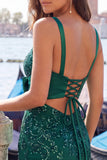 Vestido de bienvenida con tirantes finos verde oscuro con lentejuelas, cordones con cordones en la espalda