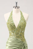 Vestido de Homecoming verde verde Army, con cuello halter y flor fruncido, satín con cuentas y cuentas