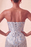 Corsé azul Lake Sweetheart Jacquard se pone el vestido de bienvenida con flecos