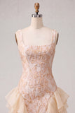 Vestido de bienvenida ajustado ajustado con escote cuadrado champán jacquard y cordones en la espalda