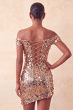 Vestido de Homecoming con body con champán brillante y con lentejuelas