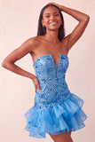 Vestido corto de bienvenida a casa con lentejuelas sin tirantes azules y con volantes