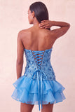 Vestido corto de bienvenida a casa con lentejuelas sin tirantes azules y con volantes