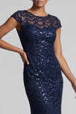 Vestido midi de madre de la novia con mangas gordas de sirena azul marino brillante de cuello redondo