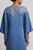 Vestido midi de madre de la novia azul de cuello redondo con lentejuelas