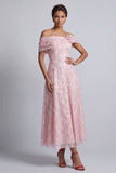 Lentejuelas A-Line de Rojo Fuera de Hombro Vestido Midi Madre de la Novia