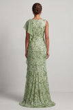 Vestido largo de madre de la novia con volantes sirena de sirena champán con cuello bateau
