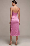 Vestido midi de tirantes finos de sirena de satén fucsia con abertura