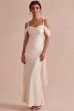 Vestido midi sirena de hombros fríos y champán ligero