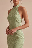 Vestido Midi Floral Sirena con cuello halter verde claro y estampado