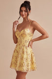 Vestido de bienvenida amarillo de tirantes finos de tirantes finos