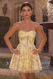 Vestido amarillo de bienvenida de lentejuelas sin tirantes y tirantes