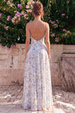 Vestido Maxi sin espalda con filetes finos de flor azul y chiffon de flor azul A-Line