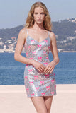 Vestido de bienvenida con tirantes finos rosa brillante y lentejuelas, bodycon con lazo