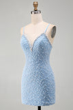 Vestido corto de bienvenida corto con tirantes finos azules y perlas
