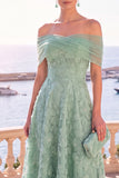 Vestido midi midi azul de línea descubierto con encaje en la espalda