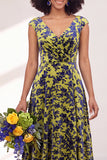 Vestido largo de dama de honor fruncido con flor negra plateada y mangas altas