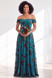 Vestido largo de dama de honor de terciopelo floral fucsia en línea A con hombros descubiertos