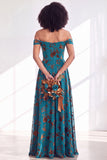 Vestido largo de dama de honor de terciopelo floral fucsia en línea A con hombros descubiertos