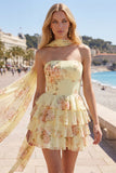 Vestido corto de bienvenida amarillo sin tirantes floral con volantes en forma de A, flor y volantes