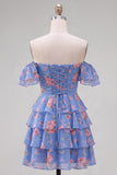 Vestido de bienvenida azul de línea A con escaleras y flores de fin de hombro y encaje en la espalda