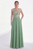 Vestido largo de madre de la novia verde floral de cuello redondo con aplicación y mangas gordas