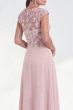 Vestido largo de madre de la novia verde floral de cuello redondo con aplicación y mangas gordas