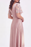 Vestido largo de mamá de la novia, de satén gris rosa con escote en V y línea en A, con manga corta