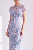 Vestido de madre de la novia azul con escote redondo y cuello redondo, con abertura