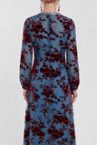 Vestido de madre de la novia midi midi floral de terciopelo fucsia con cuello redondo y manga larga