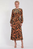 Vestido de madre de la novia midi midi floral de terciopelo fucsia con cuello redondo y manga larga