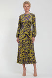 Vestido de madre de la novia midi midi floral de terciopelo fucsia con cuello redondo y manga larga