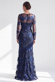 Vestido largo de madre de la novia con cuello bateau de sirena roja