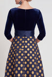 Vestido largo de Madre de la Novia de flor azul en línea A con escote en V y mangas 3/4