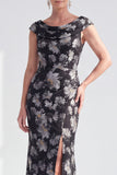 Vestido largo de madre de la novia negro floral sirena con abertura