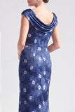 Vestido largo de madre de la novia negro floral sirena con abertura