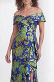 Vestido largo de sirena negra floral con volantes y abertura de sirena descubierto