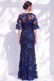 Vestido largo de madre de la novia con volantes de sirena azul marino y manga media
