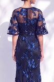 Vestido largo de madre de la novia con volantes de sirena azul marino y manga media