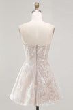 Vestido blanco floral sin tirantes