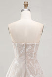 Vestido blanco floral sin tirantes