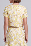 Vestido corto corto floral bodycon escote redondo amarillo claro con volantes