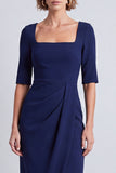 Vestido de trabajo midi midi de cuello cuadrado y escote cuadrado azul marino con abertura