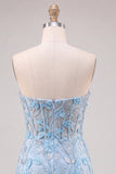 Corsé azul cielo con flores aplicadas, vestido ajustado de bienvenida con abertura