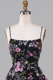 Vestido de bienvenida en la espalda con tirantes finos negros negros de tirantes finos con encaje floral y lentejuelas