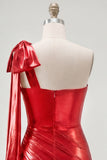 Vestido rojo de bienvenida corto, metálico fruncido, asimétrico, con lazo