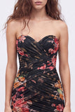 Vestido corto de bienvenida corto floral fruncido Black Sweetheart con encaje en la espalda