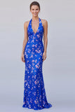 Vestido formal largo largo de sirenas azul real con cuello halterdo
