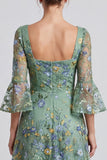 Vestido formal midi midi floral A-line de Salvia polvorienta con mangas acampanadas