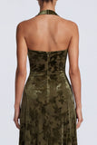 Vestido formal largo de terciopelo oliva con escote halter, línea A,